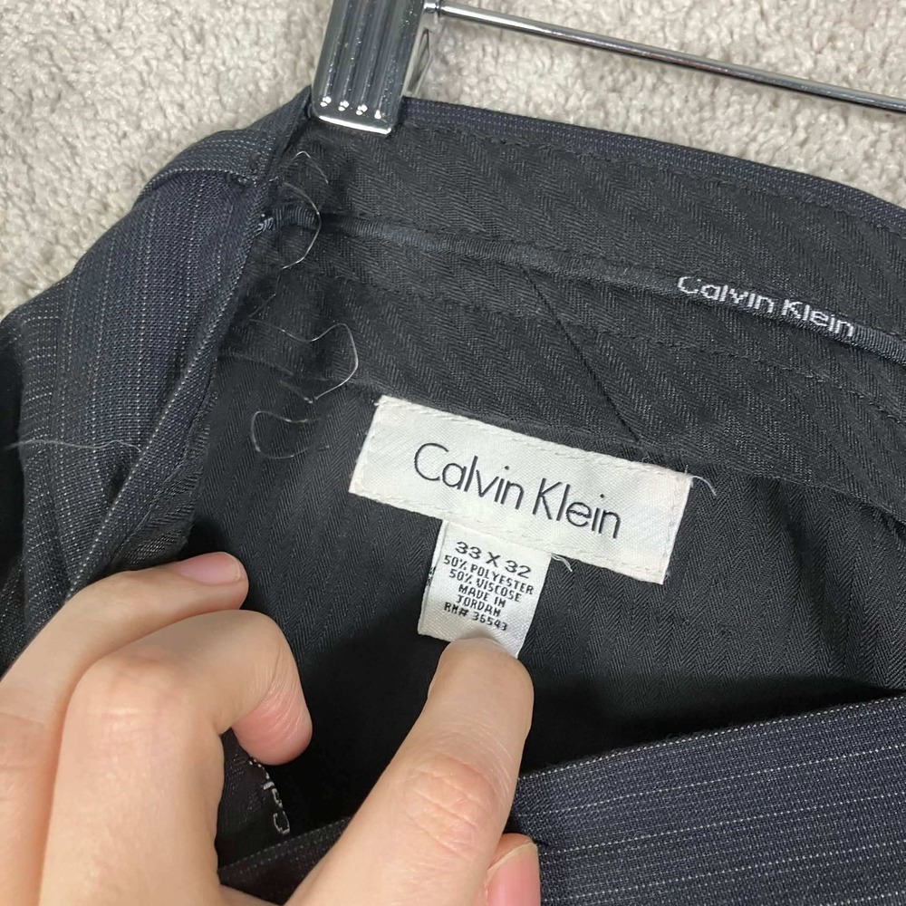 Calvin Klein Suit Mens XL 33x32 Grey Pinstripe 3 Button Blazer Trousers Set - Picture 9 of 16